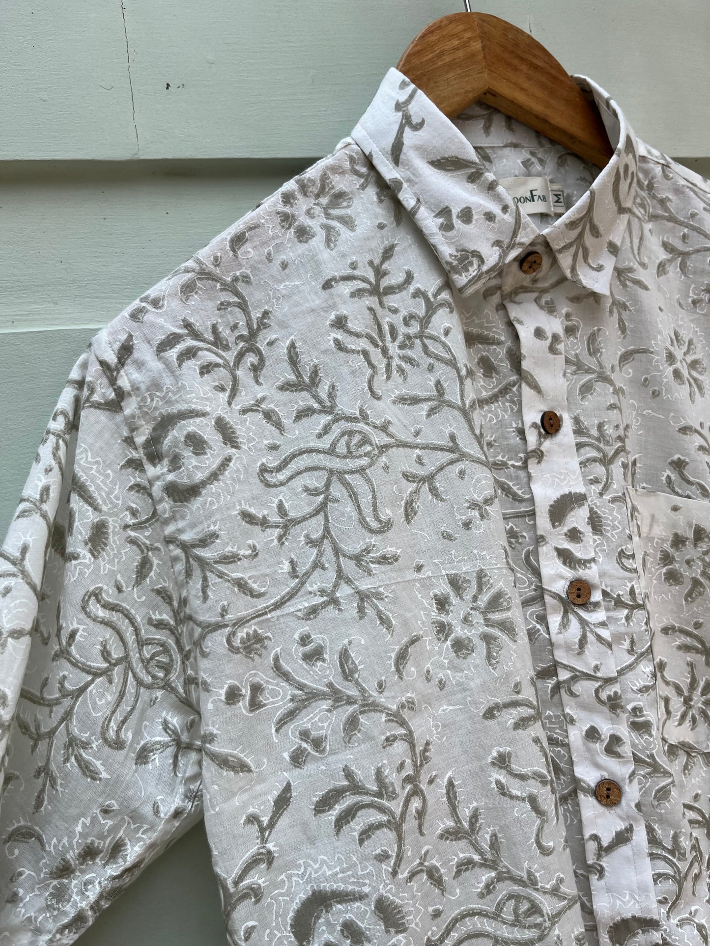Off-White Textured Floral Pocket Shirt