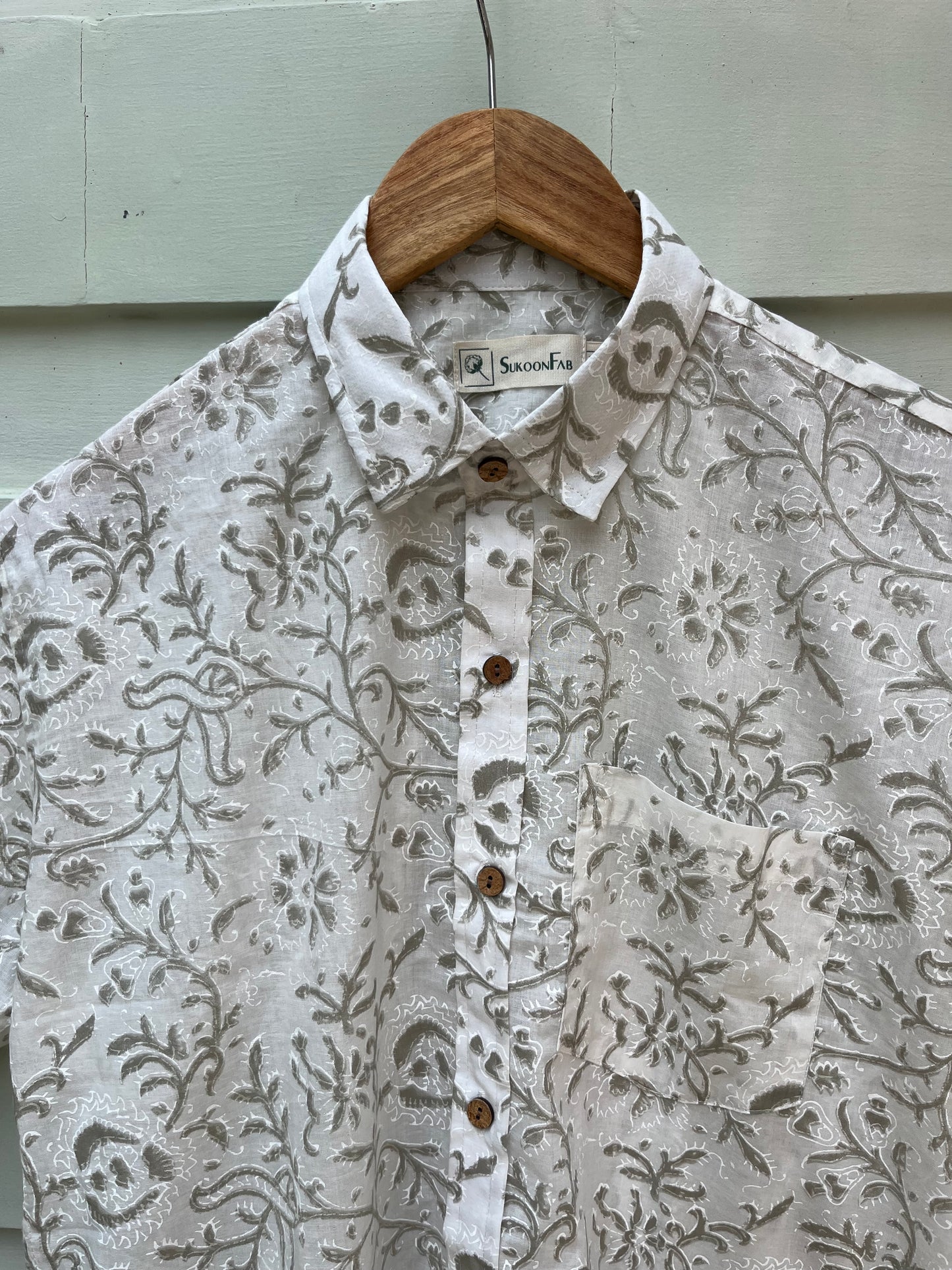 Off-White Textured Floral Pocket Shirt